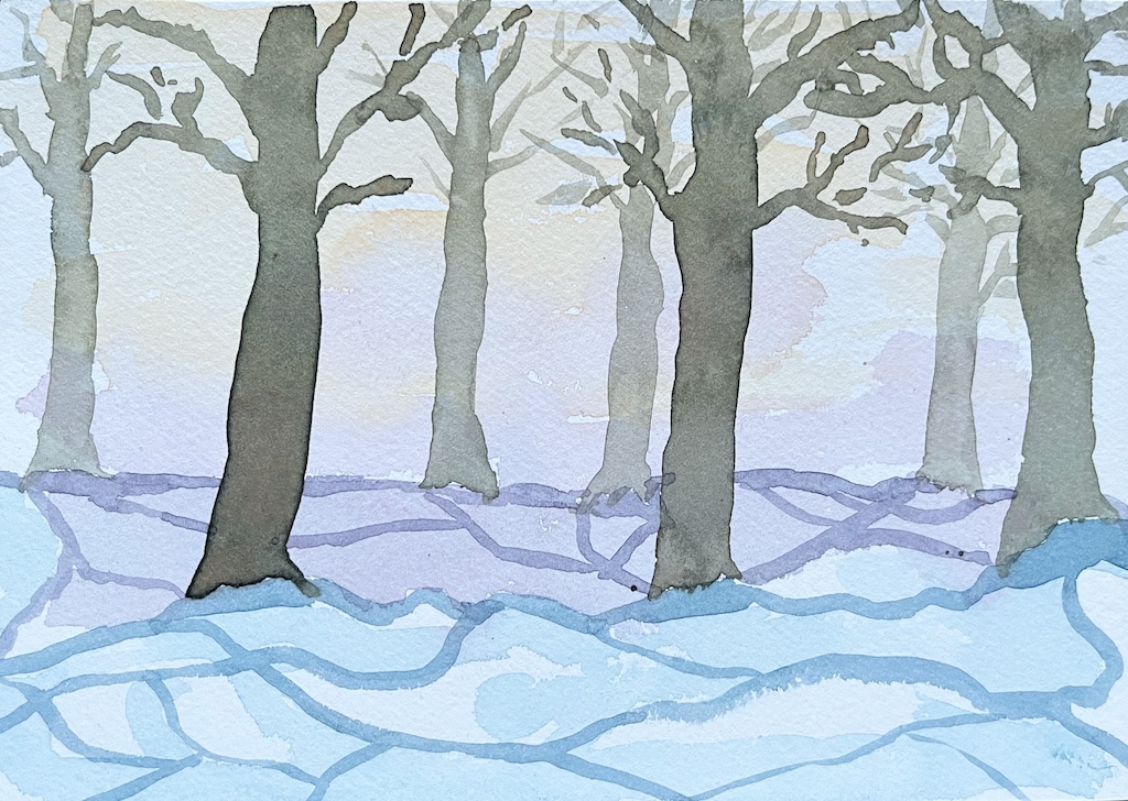 Akvarellimaalaus lumisesta maisemasta ja puiden takaa tulevasta valosta